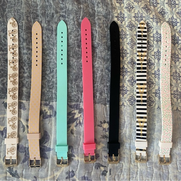 Kids watch with changeable bands - Picture 3 of 4